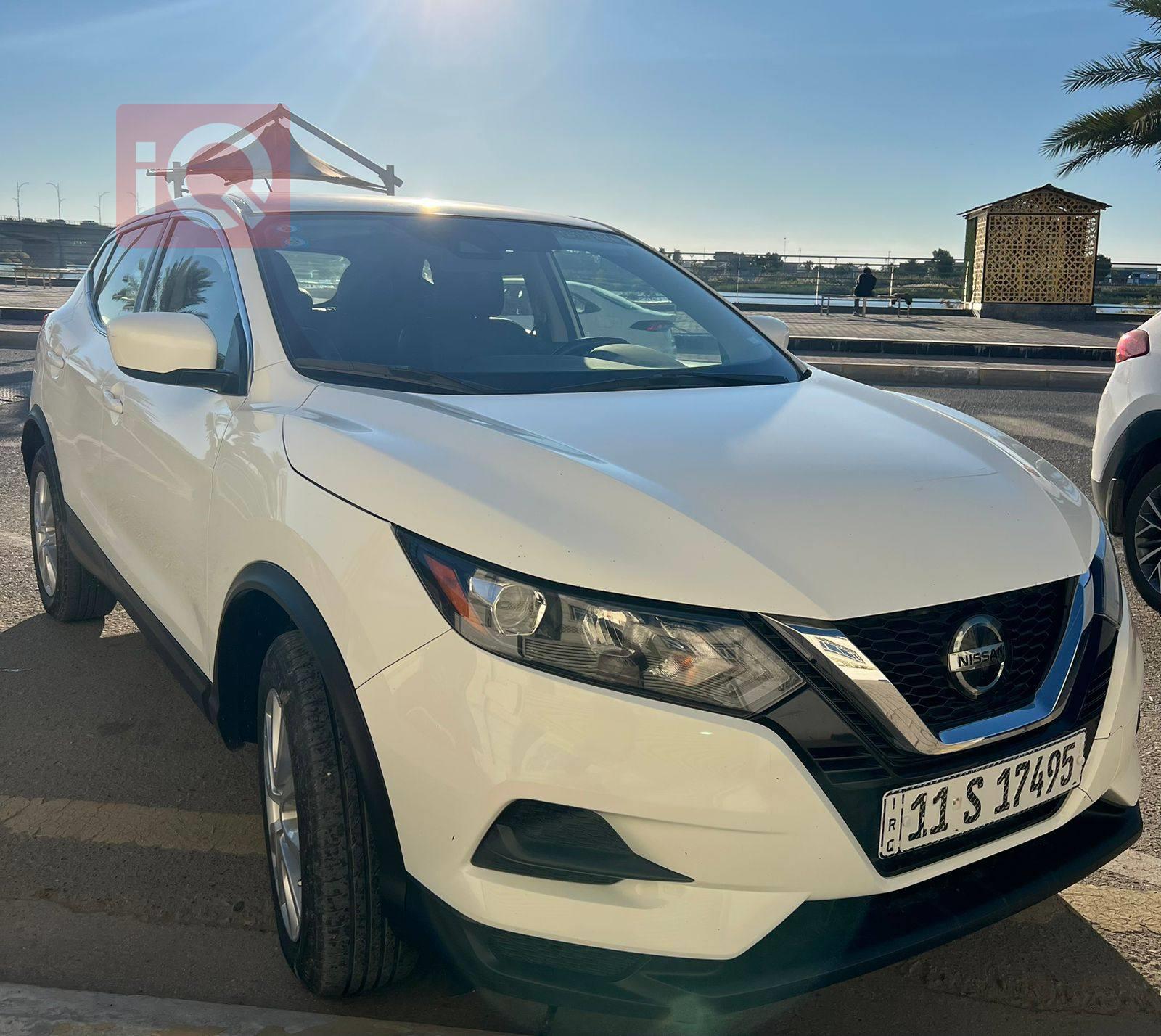 نیسان ڕۆگ سپۆرت